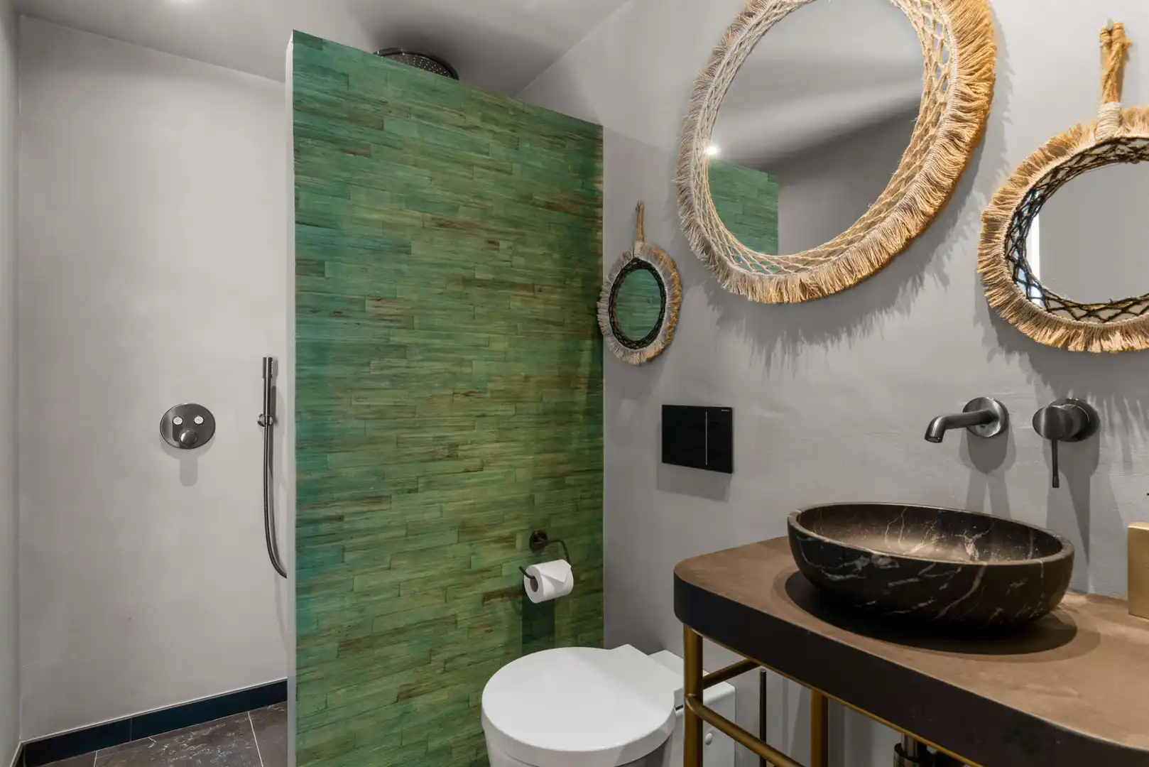 Bathroom of Houses for sale in Calvià  with Air Conditioner, Heating and Terrace