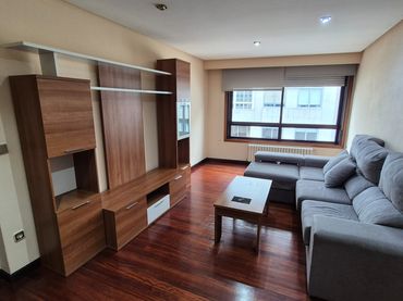 Apartament amb ascensor de lloguer a Centro