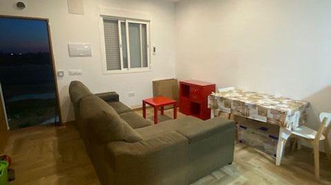 Foto 4 de Residencial de lloguer a Federico Echaguy, Entrenúcleos, Sevilla