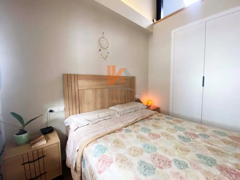 Habitación de Apartamento en venta en Santiago de Compostela 