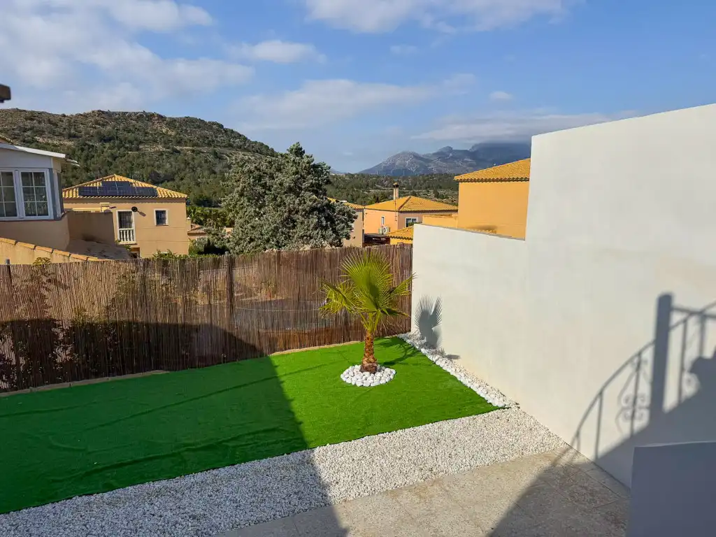 Terraza de Casa o chalet en venta en La Nucia Pueblo  