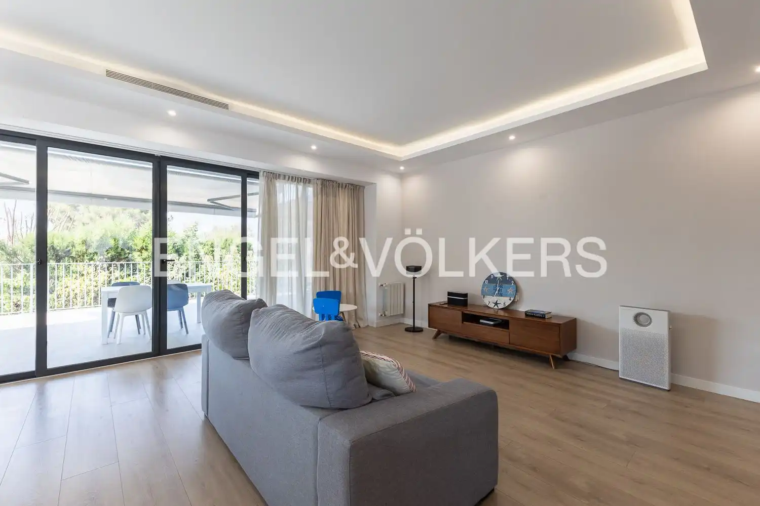 Sala de estar de Casa o chalet en venta en Torrent con Aire acondicionado, Calefacción y Jardín privado