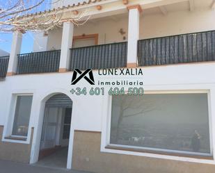 Vista exterior de Casa o xalet en venda en Olvera amb Calefacció i Terrassa