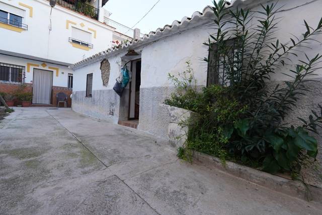 Casa-chalet en Venta en Algarrobo pueblo