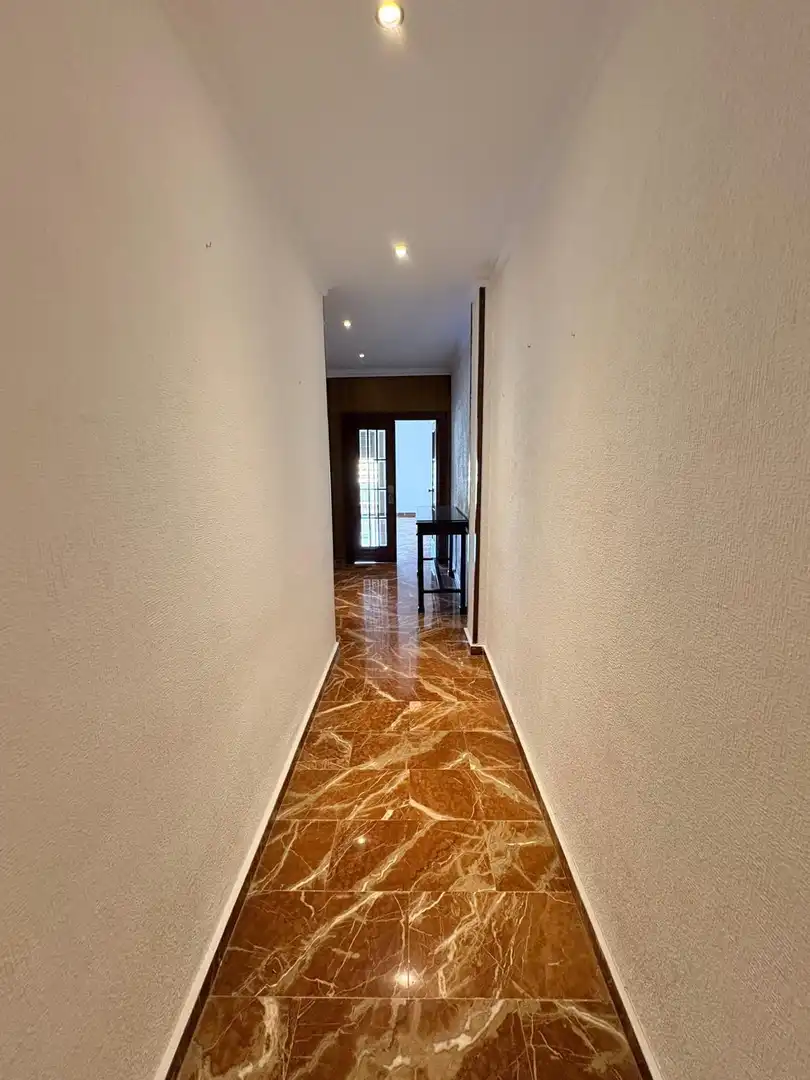Flat for rent in Motril  with Air Conditioner and Balcony