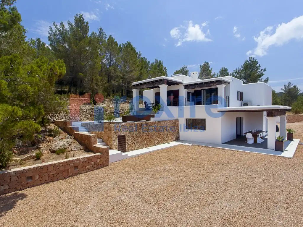 Vista exterior de Casa o chalet de alquiler en Sant Josep de sa Talaia