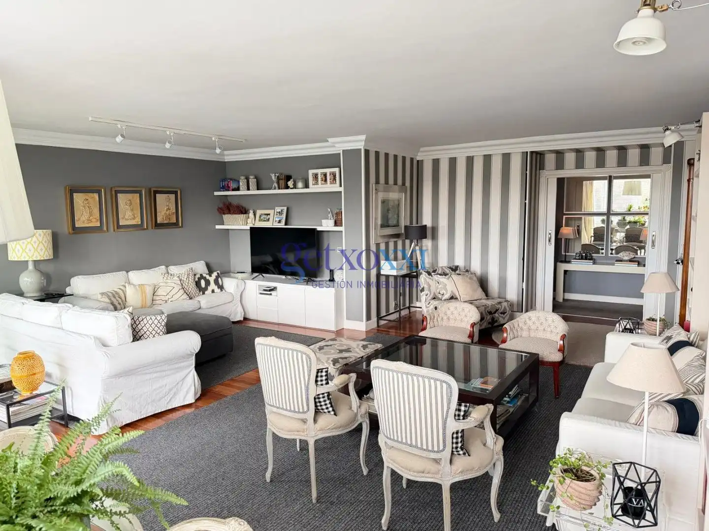 Sala d'estar de Pis en venda en Leioa amb Calefacció, Terrassa i Traster