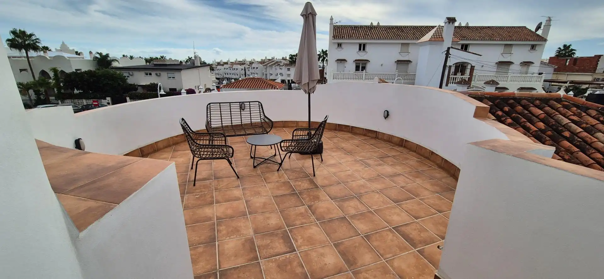 Villa in vendita a Puerto Marina
