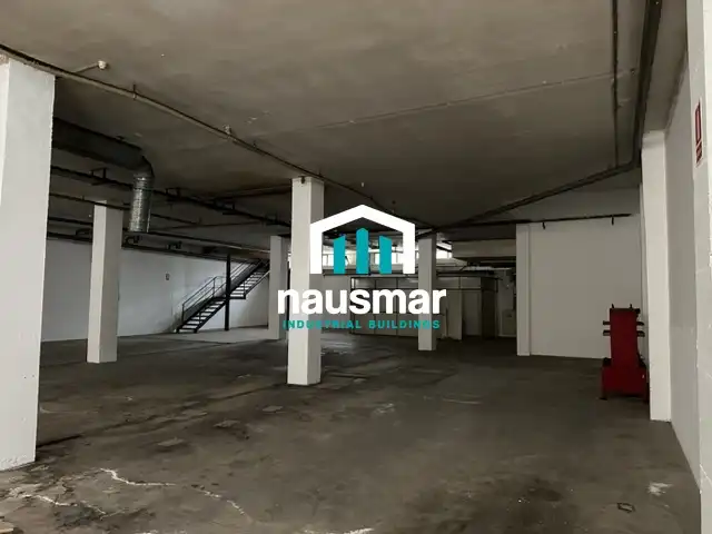 Nave industrial con ascensor en venta en Rocafonda, imagen 8