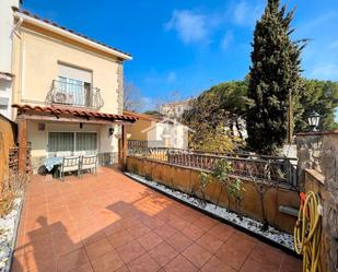 Exterior view of Single-family semi-detached for sale in Sant Andreu de Llavaneres  with Air Conditioner