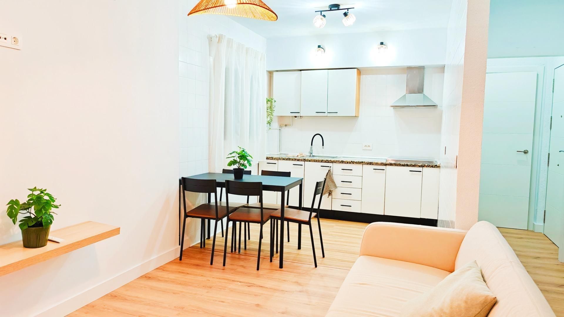 Kitchen of Flat to rent in Cáceres Capital  with Air Conditioner, Terrace and Storage room