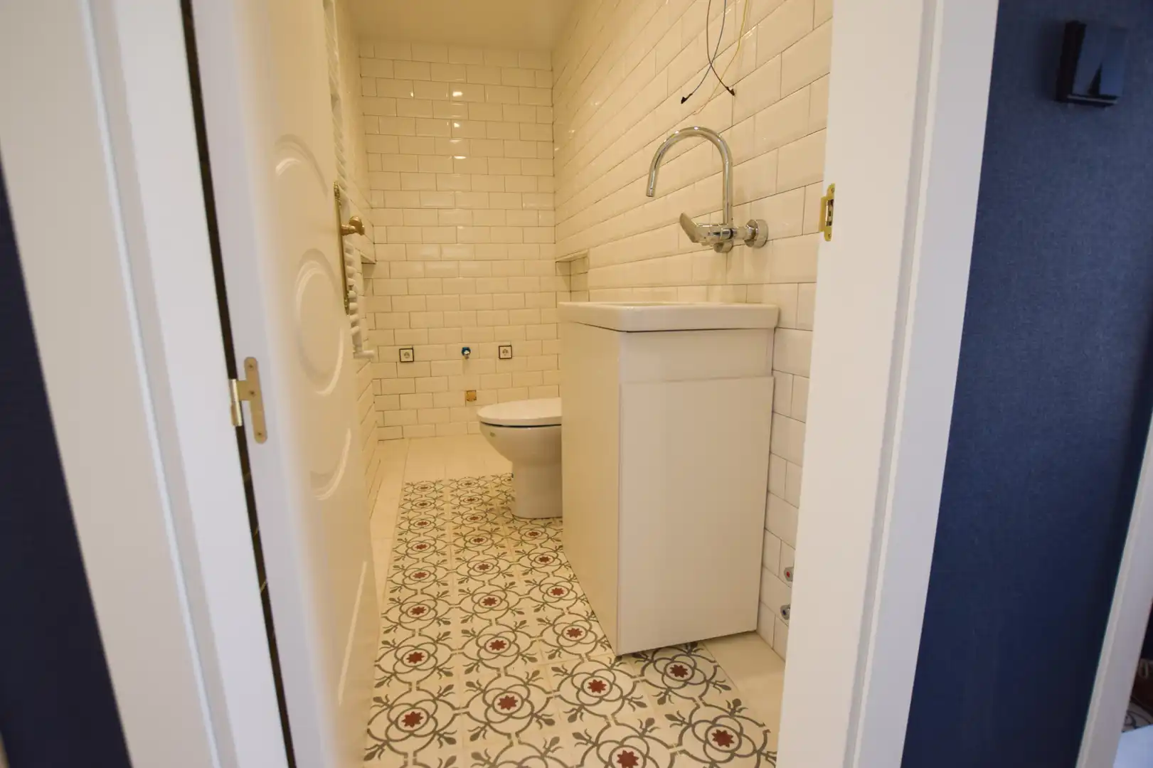 Bathroom of Detached homes for sale in Pozuelo de Alarcón  with Air Conditioner, Heating and Private garden