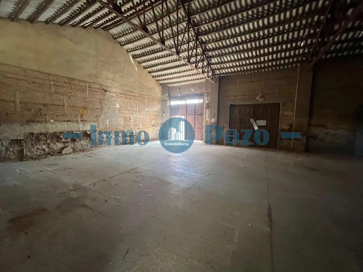 Nave industrial en venta en Almendralejo, imagen 2