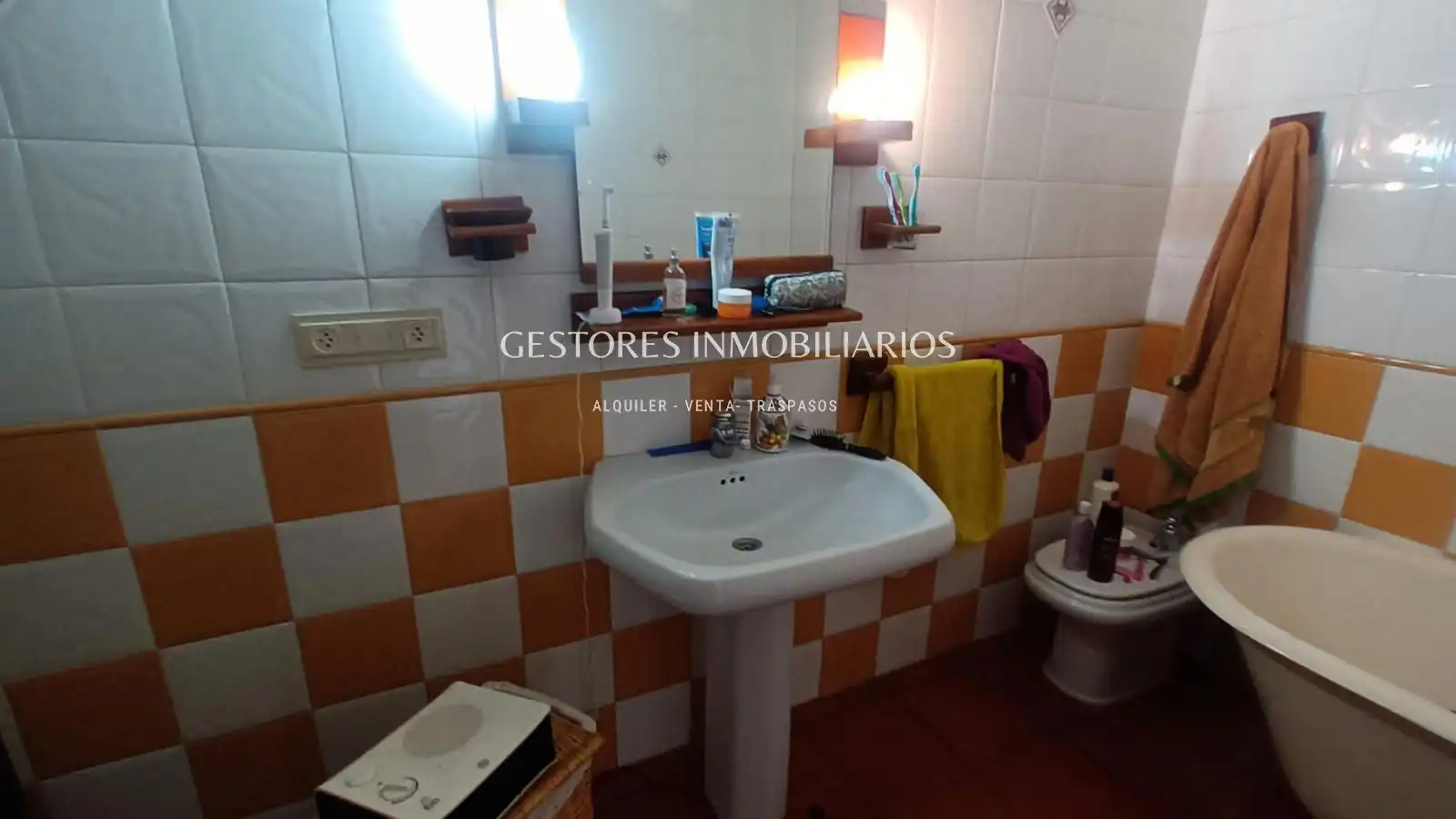 Bathroom of Buildings for sale in Muro de Alcoy