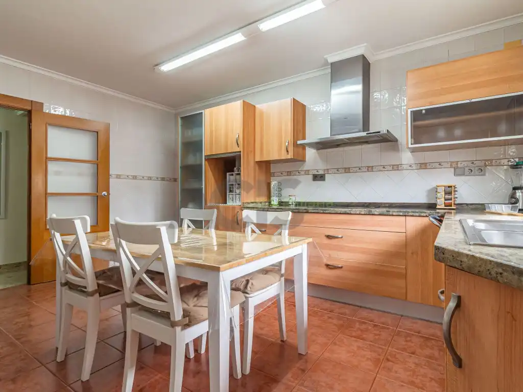Cuina de Pis en venda en L'Alcúdia amb Aire condicionat i Balcó