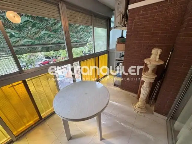 Außenansicht von Wohnung zur Miete in Madrid mit Klimaanlage, Terrasse und Möbliert
