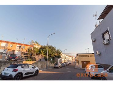 Local comercial en venda a Cerro de Reyes