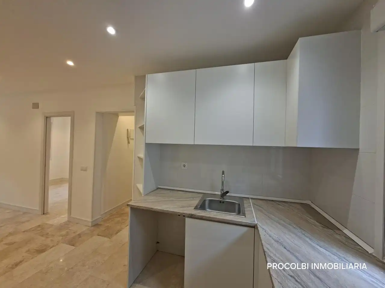 Kitchen of Ground floor for sale in Madrid  with Air Conditioner and Heating