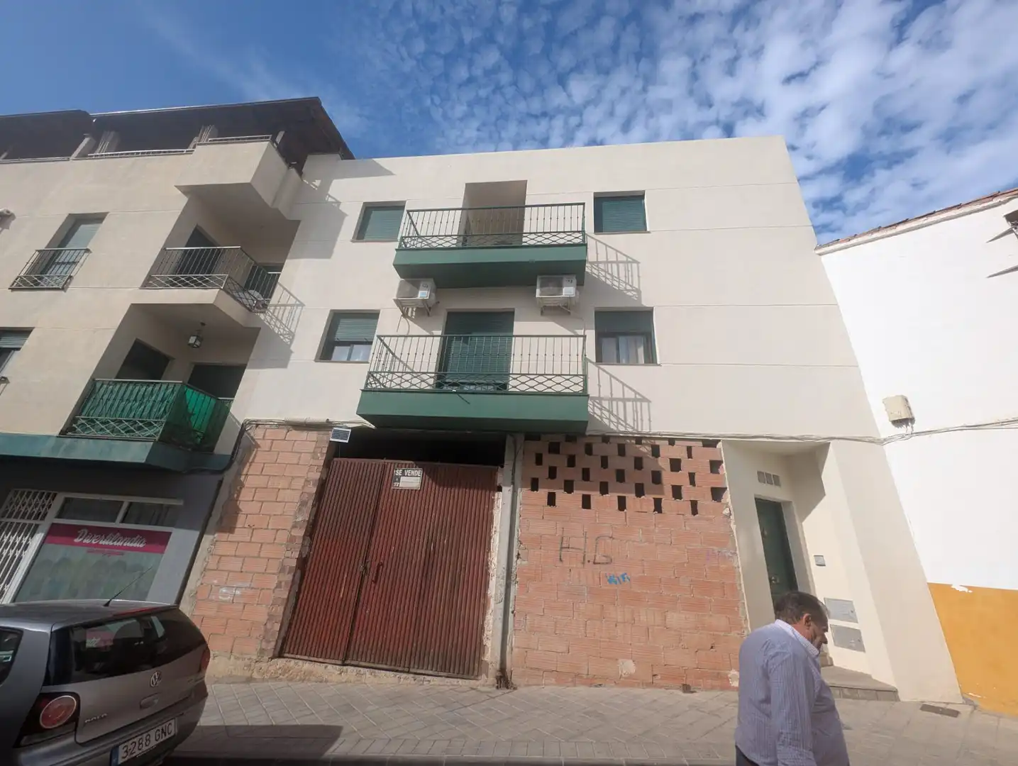 Local comercial en venda a Calle Zagales 17