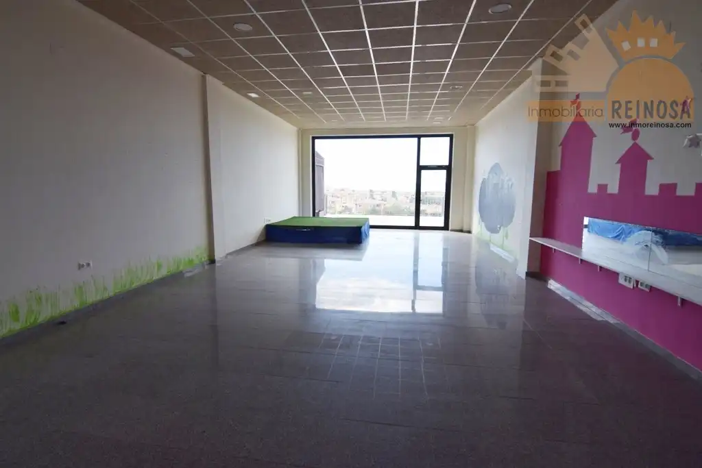 Local comercial en venda a Altorreal - El Chorrico, imagen 9