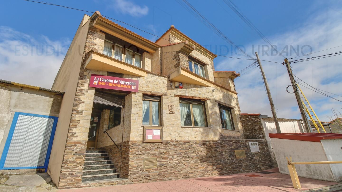 Vista exterior de Local en venda en Valverdón