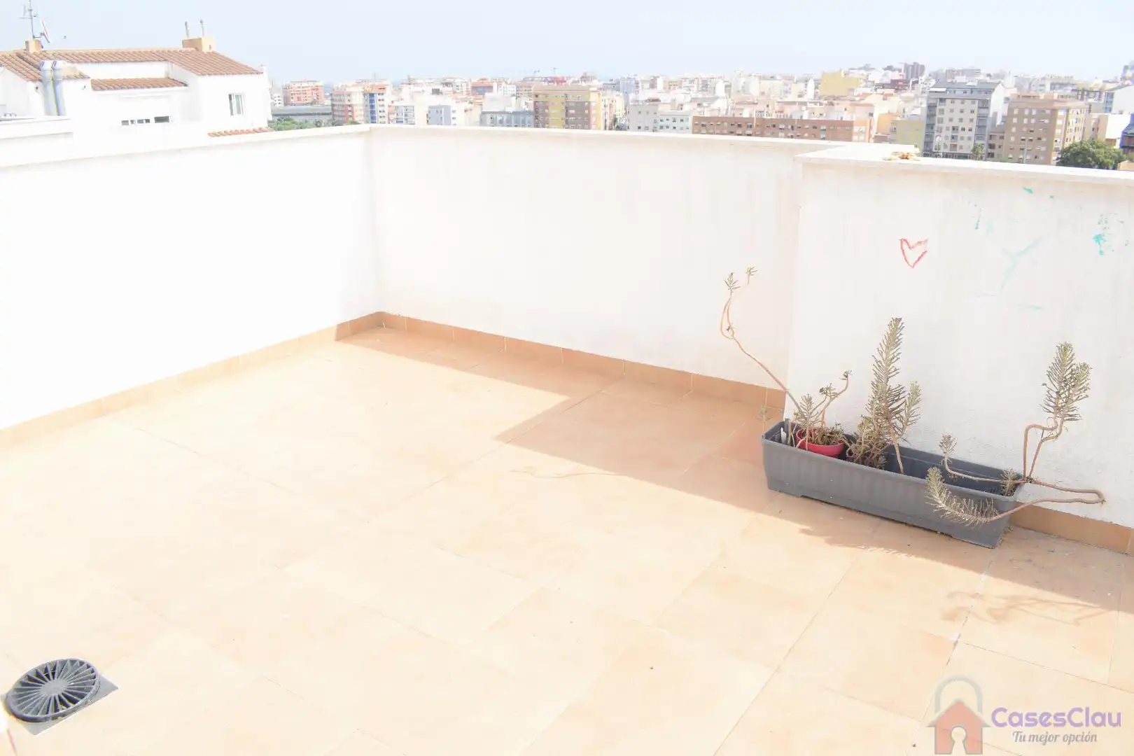 Terrasse von Dachboden zum Verkauf in Castellón de la Plana / Castelló de la Plana mit Klimaanlage, Heizung und Terrasse