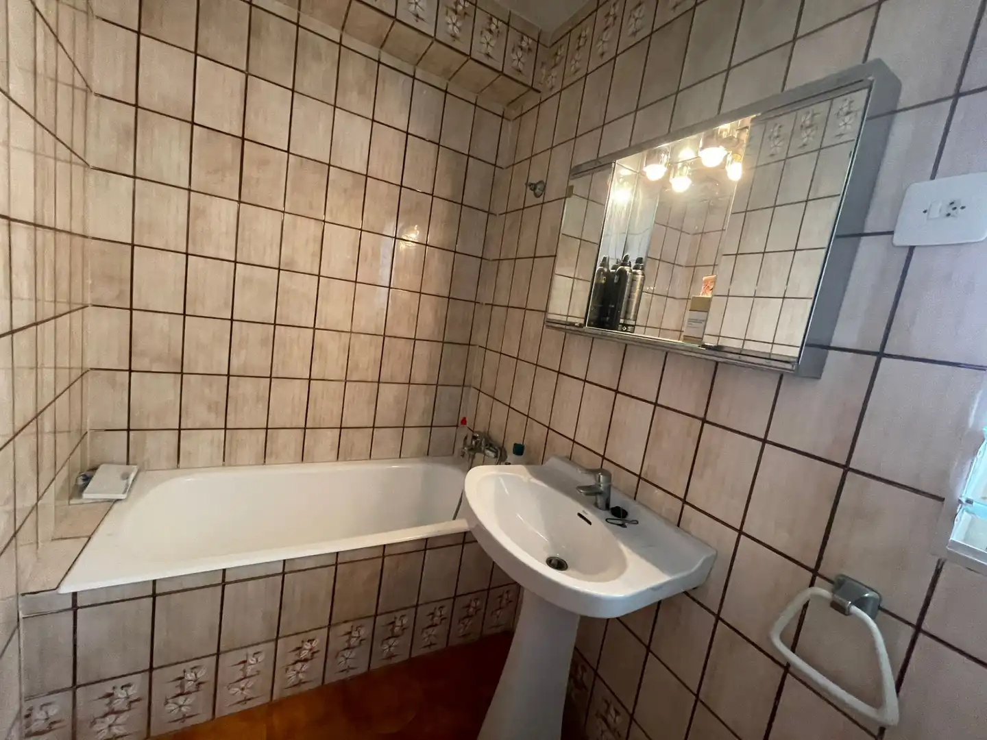 Bathroom of Flat for sale in Figueroles  with Furnished and Balcony