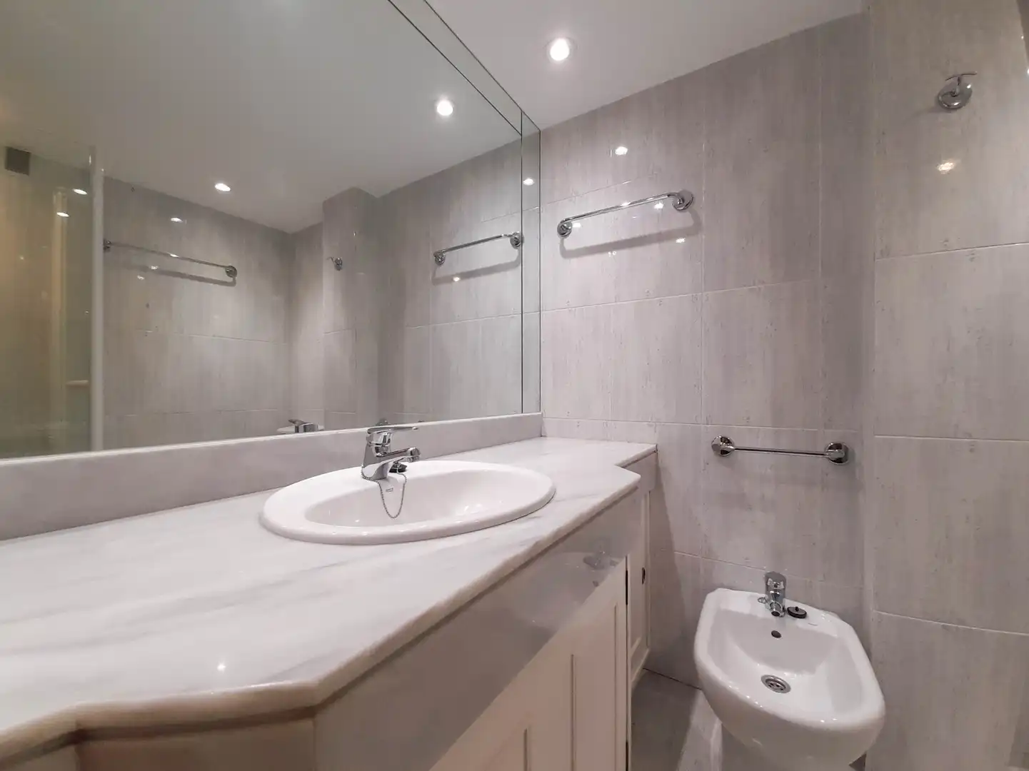 Wohnung zur Miete in Calle de Albarracín, Simancas