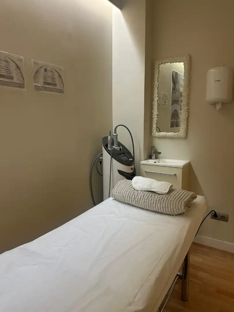 Habitación de Local en traspaso en Barcelona con Parquet, Amueblado y Internet