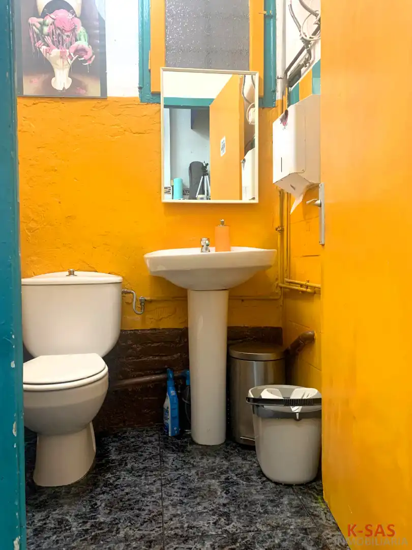 Commercial properties for rent in Carrer de Llevant, 82, La Florida