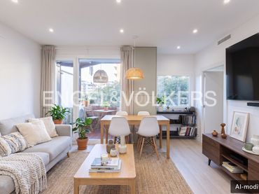 Wohnung mit Balkon zum Verkauf in Avinguda Josep Tarradellas