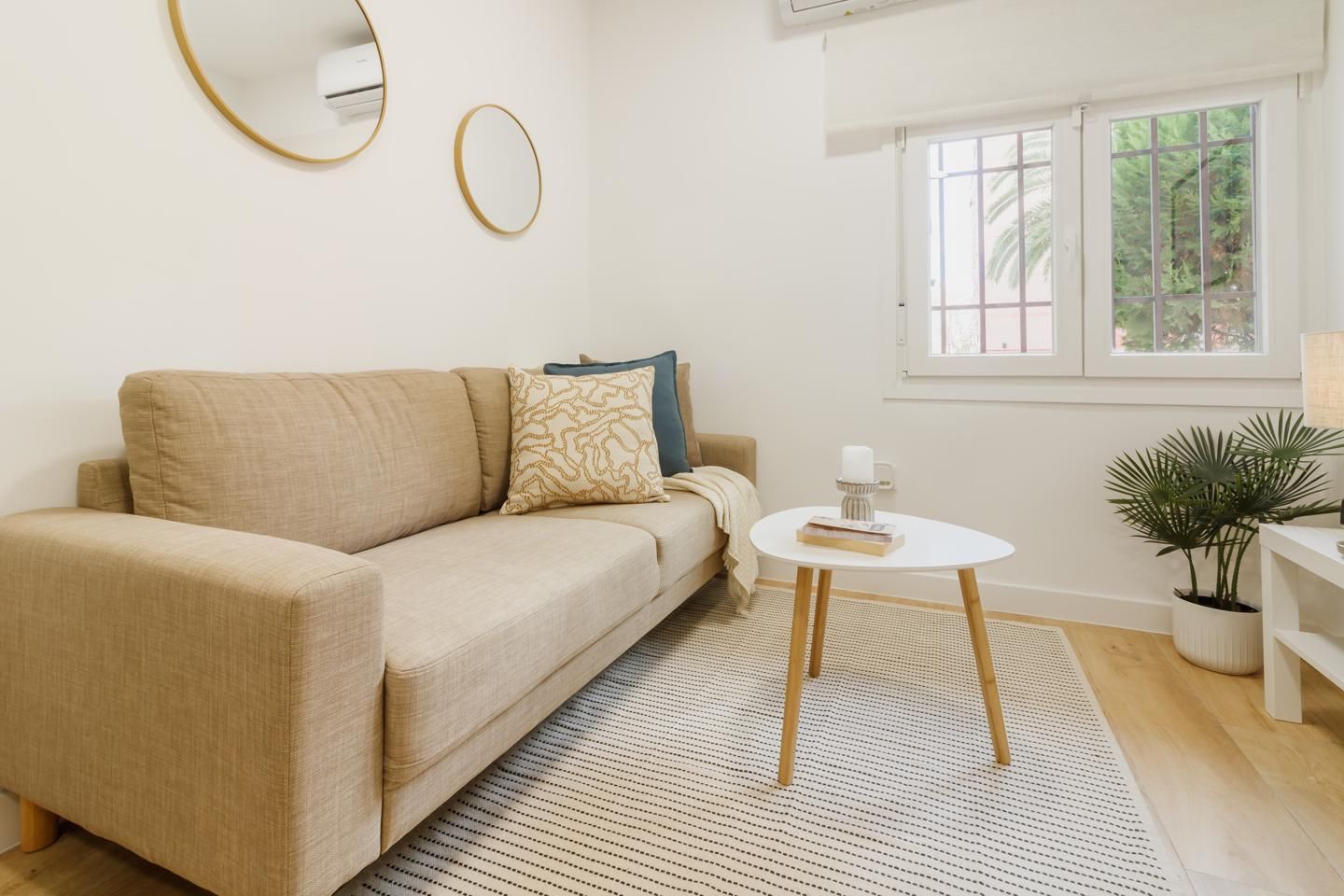 Sala d'estar de Planta baixa en venda en  Madrid Capital amb Aire condicionat i Calefacció