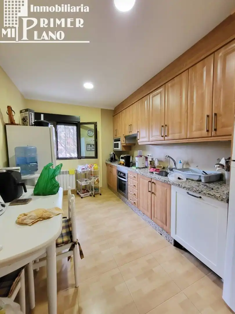 Cocina de Casa o chalet en venta en Tomelloso con Aire acondicionado, Jardín privado y Terraza