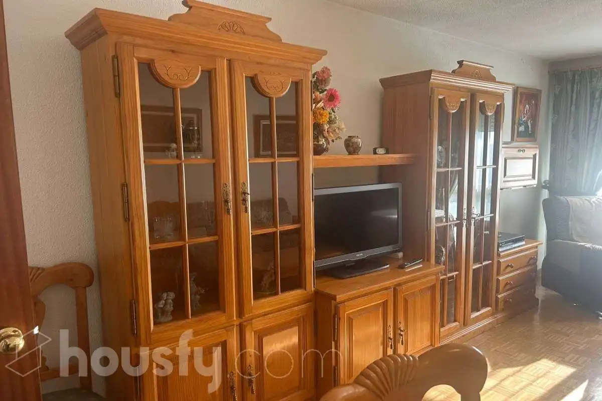 Flat for rent in Calle Río Estenilla, Santa María de Benquerencia