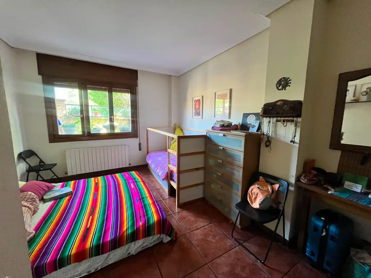 Dormitori de Casa adosada en venda en Samaniego amb Calefacció, Parquet i Terrassa