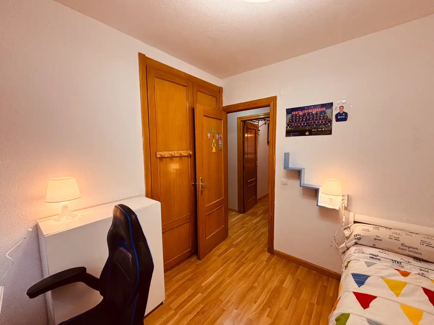 Bedroom of Flat for rent in Getafe  with Air Conditioner, Parquet flooring and Washing machine