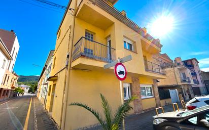 Vista exterior de Casa o xalet en venda en Amer amb Terrassa i Balcó