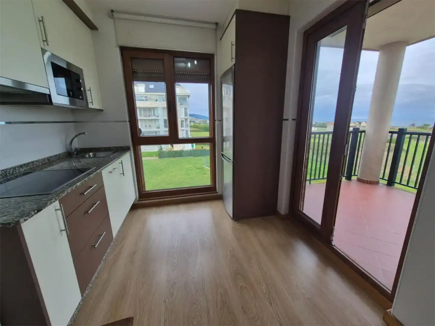 Cocina de Piso en venta en Foz con Trastero, Piscina y Amueblado