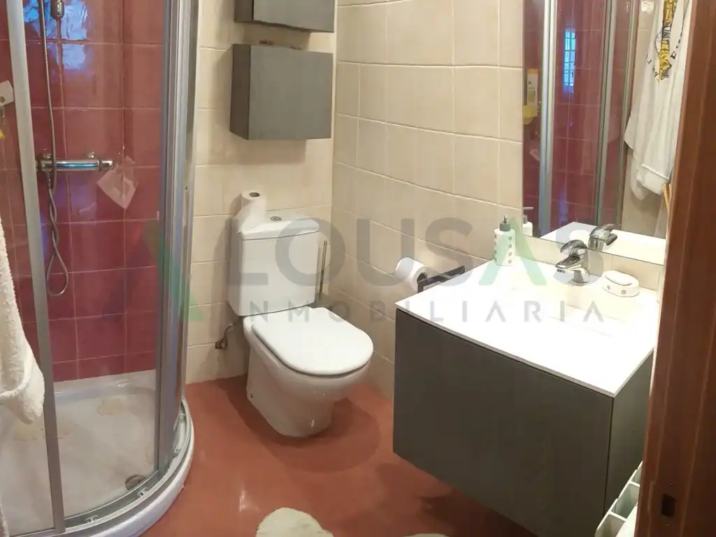 Baño de Piso en venta en Lugo con Terraza y Balcón