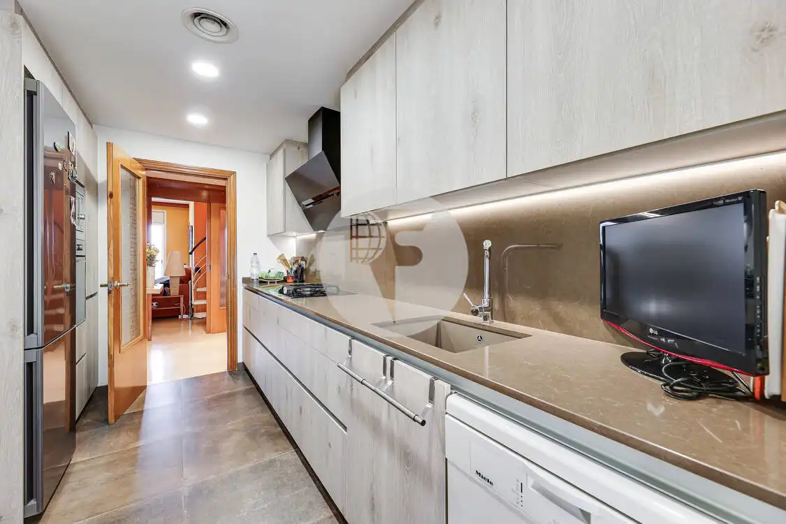 Cocina de Ático en venta en Gavà con Aire acondicionado, Calefacción y Terraza
