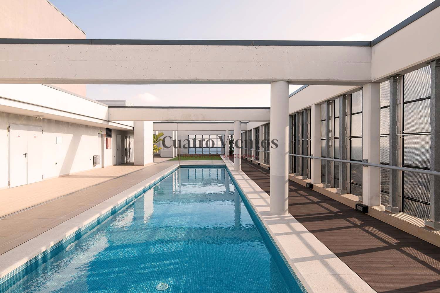 Piscina de Pis de lloguer en  Barcelona Capital amb Aire condicionat, Calefacció i Parquet