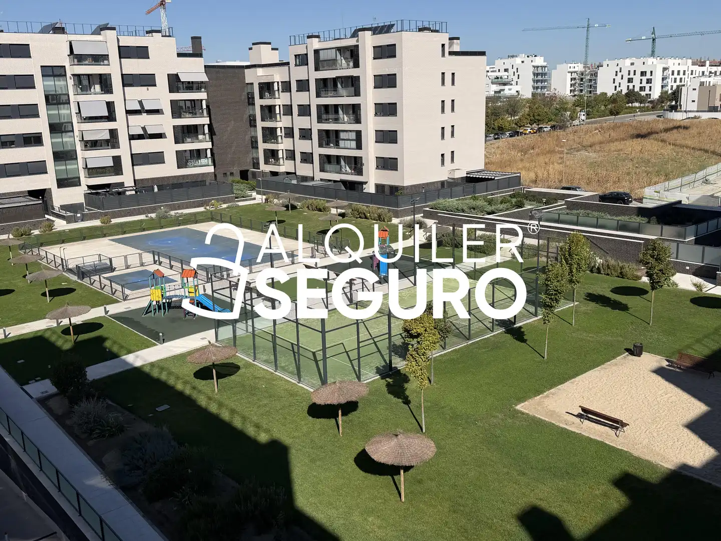 Piso con piscina en alquiler en Gabriela Mistral, imagen 5