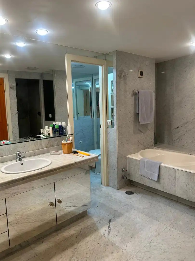 Baño de Piso en venta en Córdoba con Aire acondicionado, Calefacción y Terraza