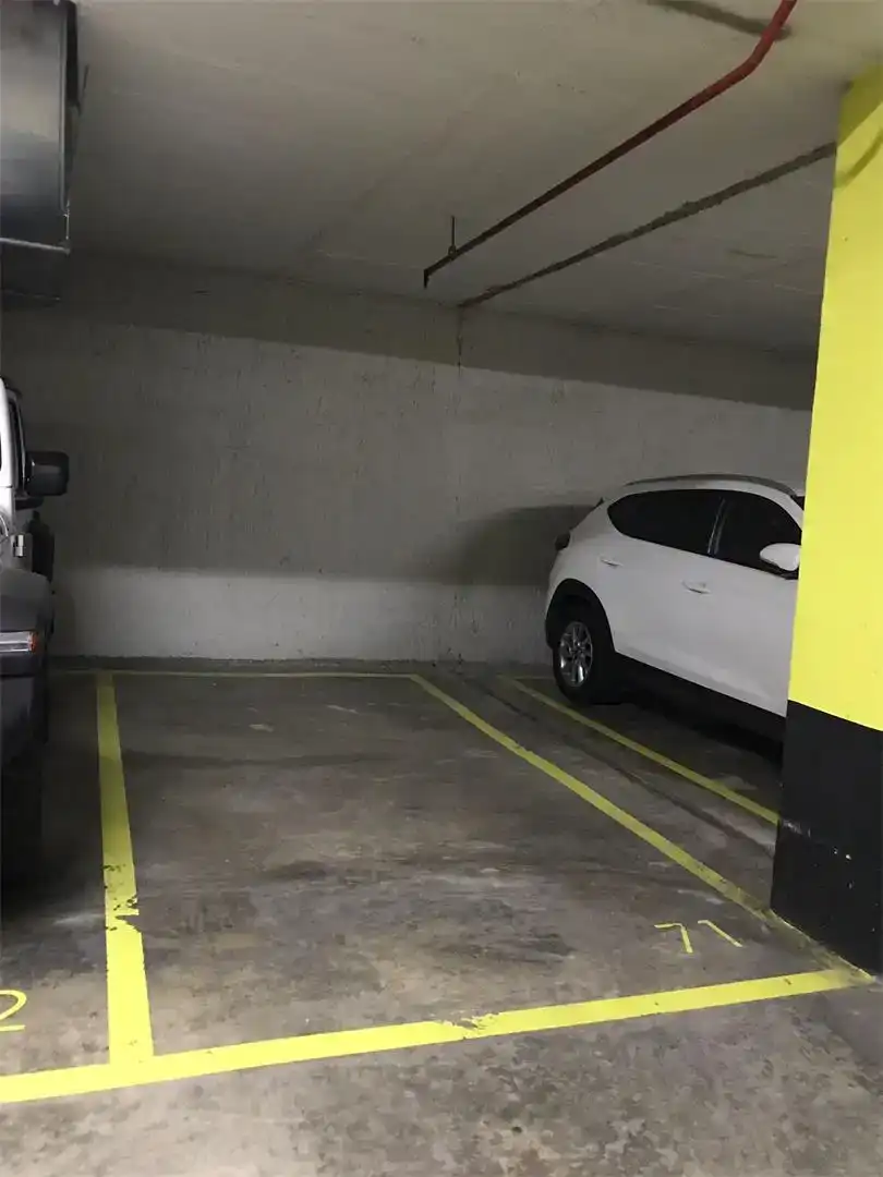 Parkplatz von Garage zur Miete in Sabadell