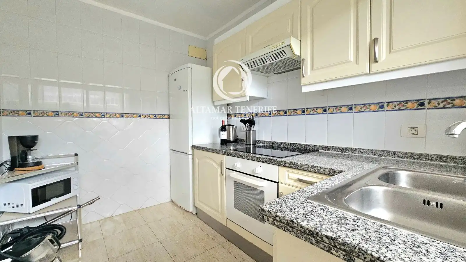 Appartement compact avec piscine à vendre à Helsinki, imagen 11