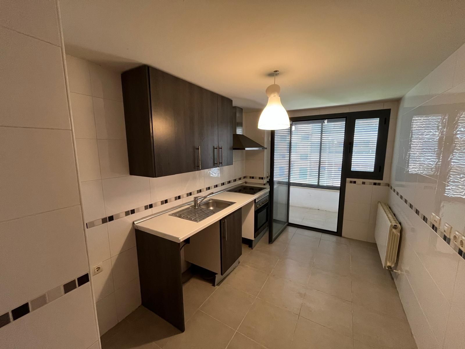 Kitchen of Flat for sale in Yebes  with Private garden, Terrace and Community pool