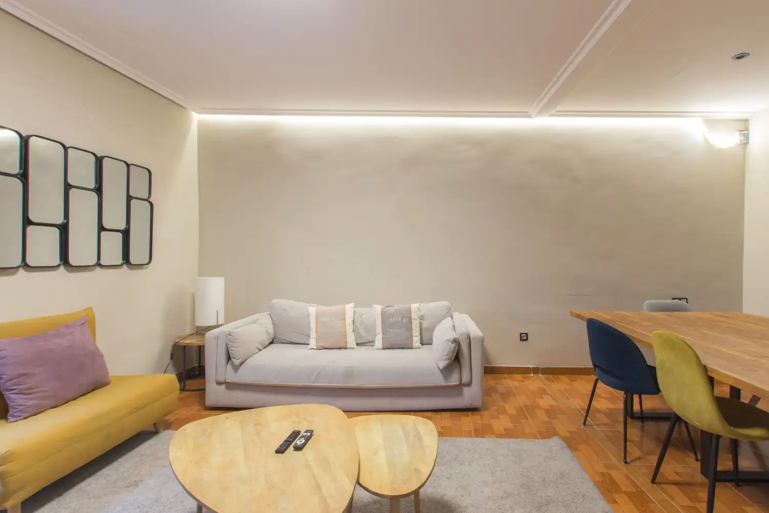 Sala de estar de Piso en venta en  Pamplona / Iruña con Calefacción, Amueblado y Balcón