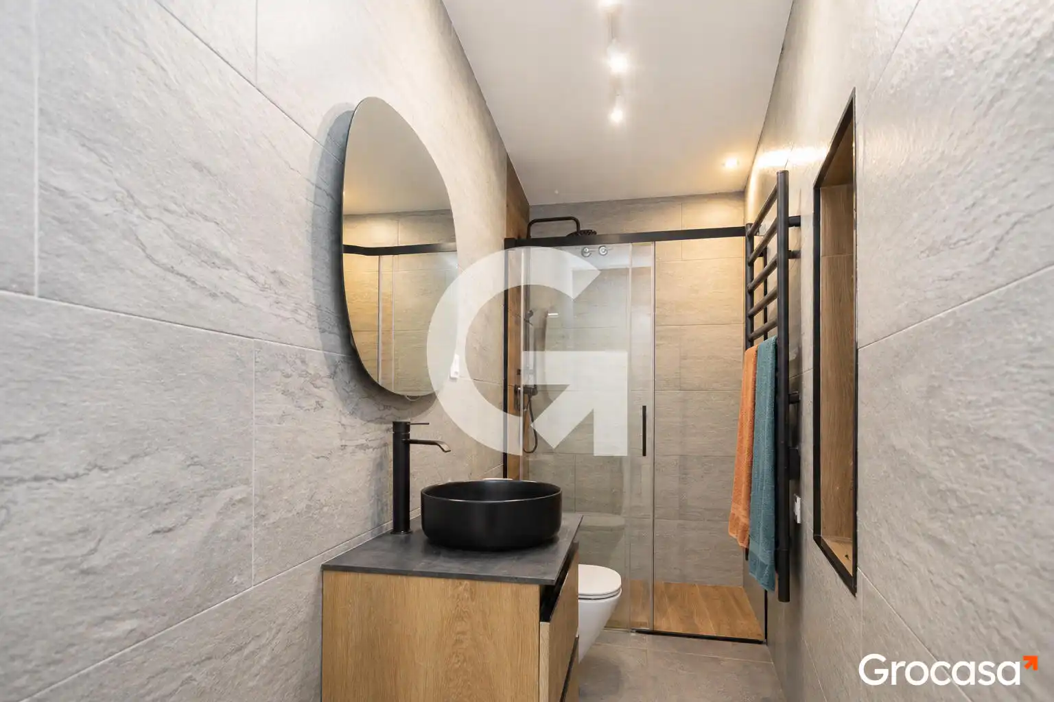 Bathroom of Detached homes for sale in Vallirana  with Air Conditioner, Terrace and Storage room