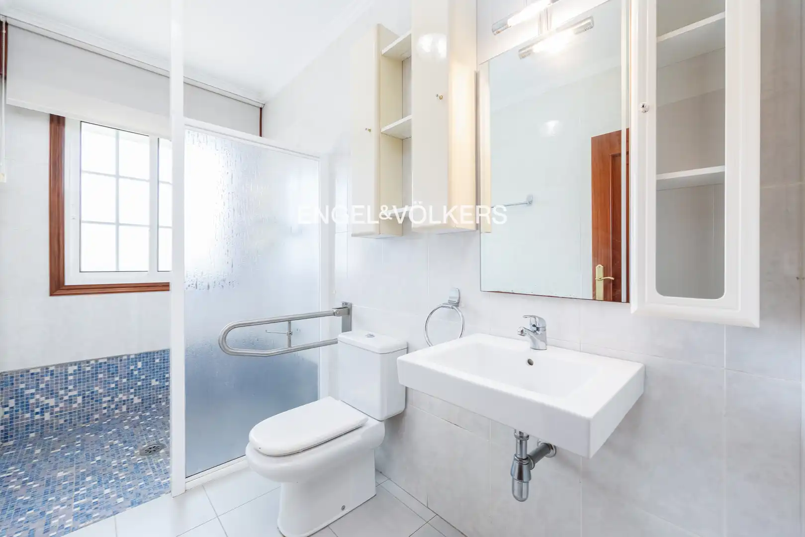 Bathroom of Houses for sale in Vigo   with Heating and Terrace