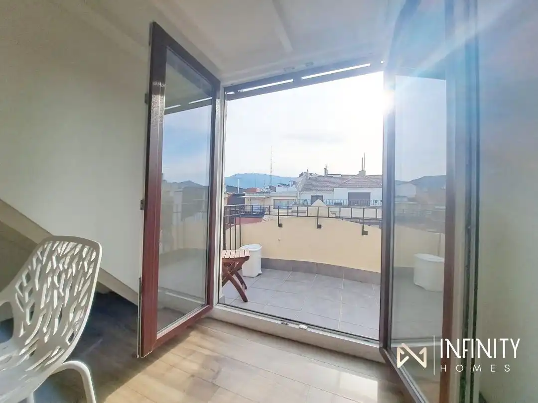Terrasse von Dachboden zur Miete in Bilbao  mit Heizung, Privatgarten und Terrasse